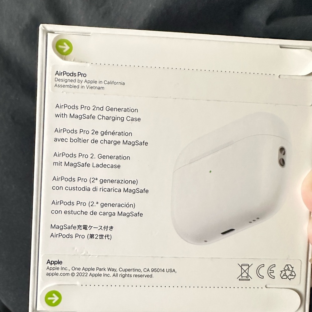Apple AirPods PRO - Picture 3 of 7
